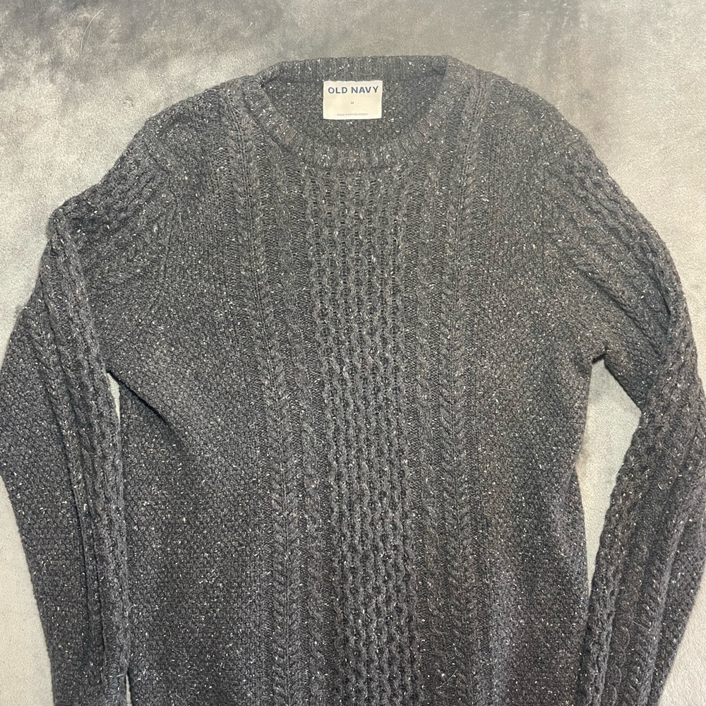 Old Navy Gray Crewneck Cable Knit Sweater